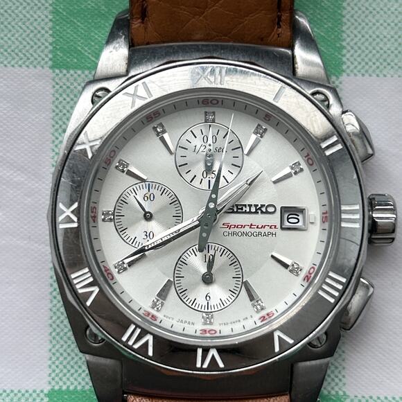 Seiko Sportura Chronograph Mens Quartz Watch main image 9